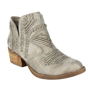 NWOT Brand New Not Rated Not Rated Nosara Bootie Sz 9.5
